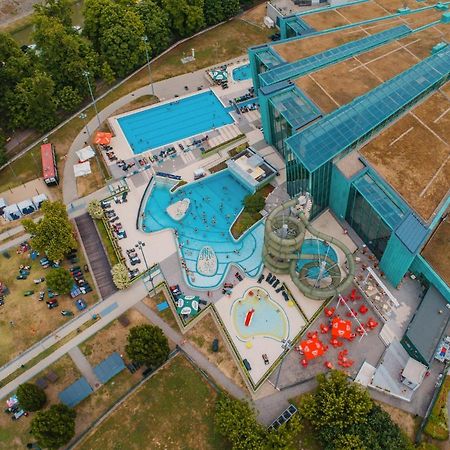 Portobello Wellness & Yacht Hotel Esztergom Exterior foto