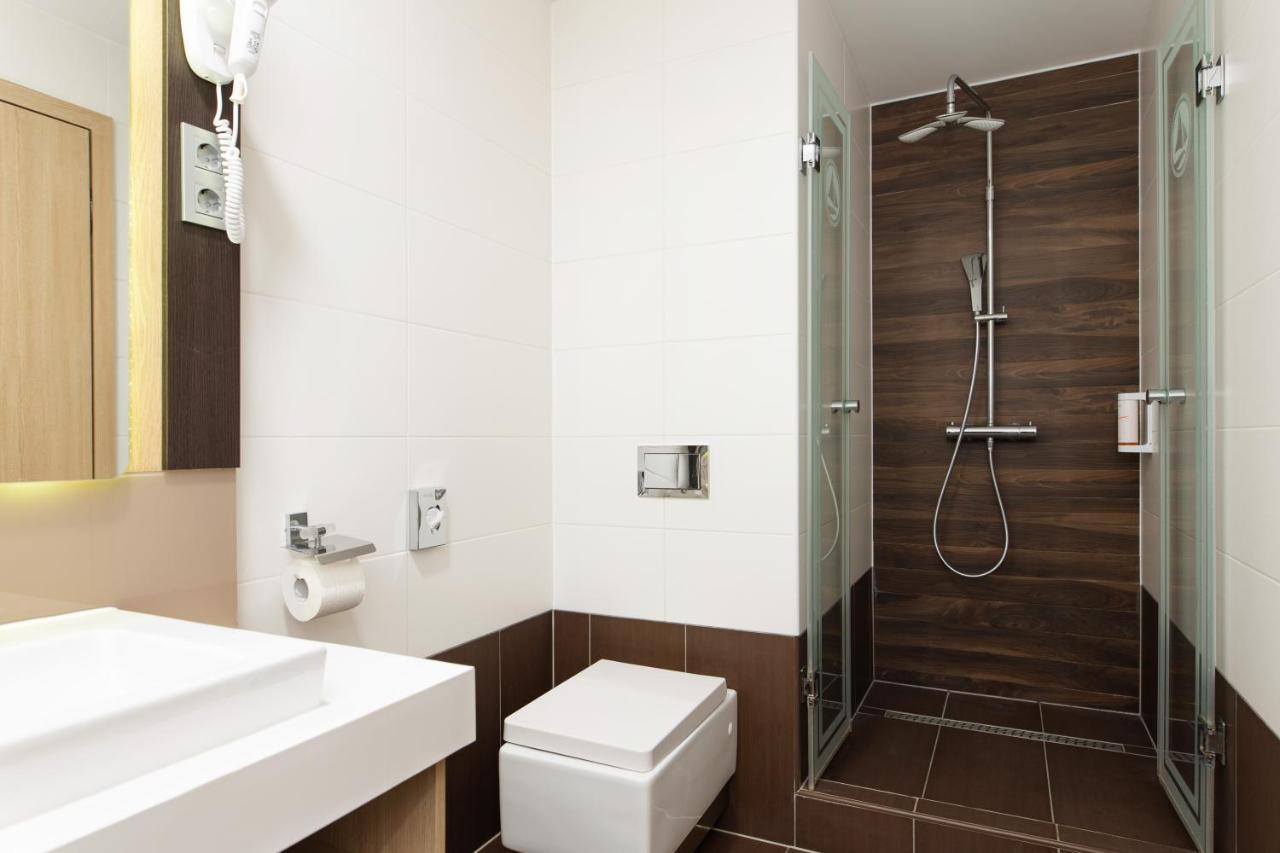 Portobello Wellness & Yacht Hotel Esztergom Exterior foto